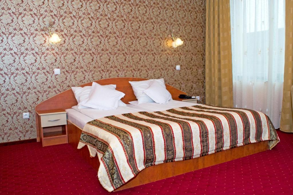 Hotel Xemar Arad Zimmer foto