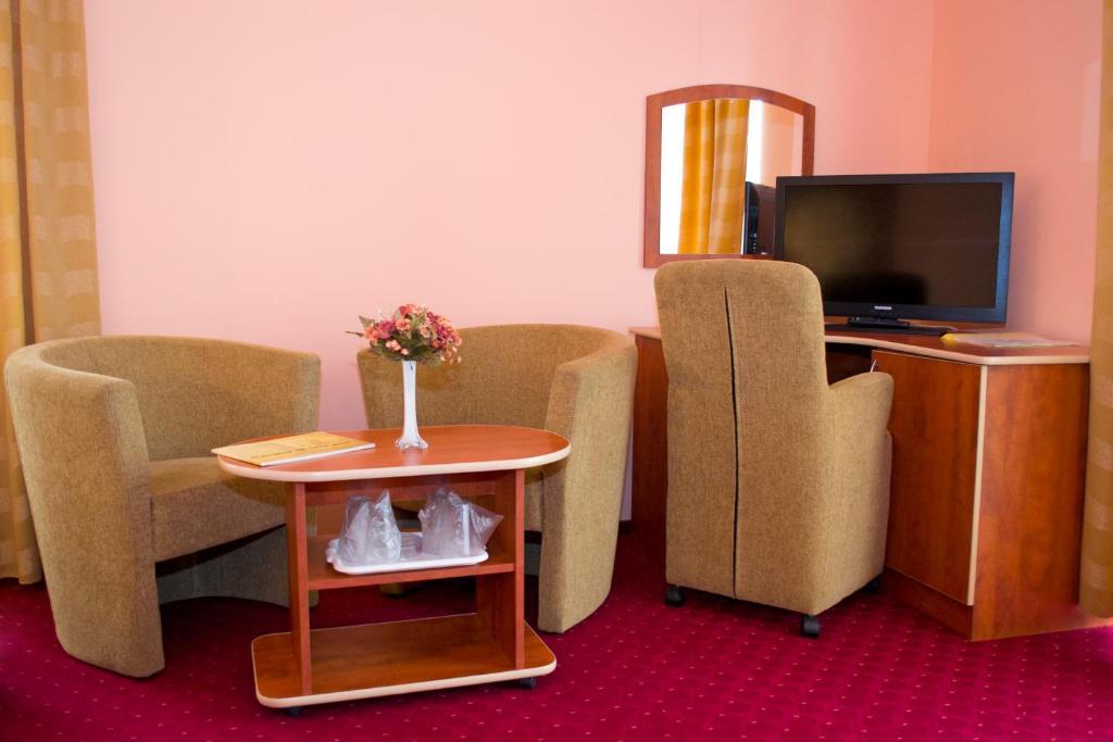 Hotel Xemar Arad Zimmer foto